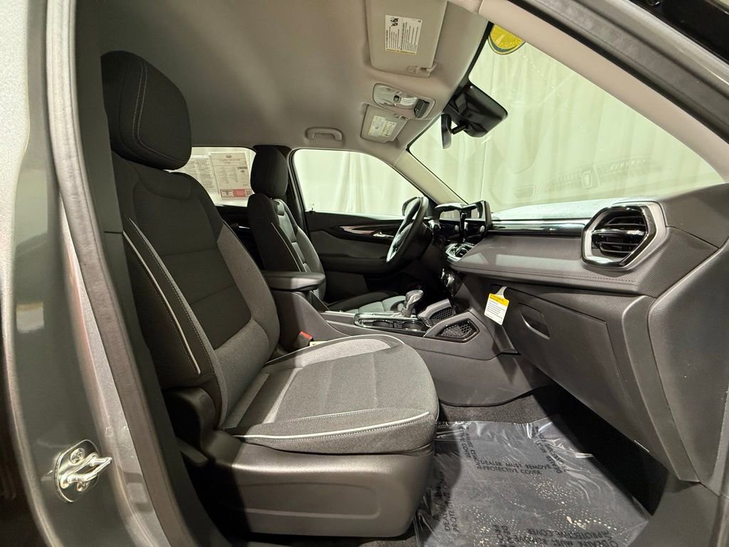 Used 2026 Chevrolet TrailBlazer LT w/ Convenience Package AWD/4WD image 20
