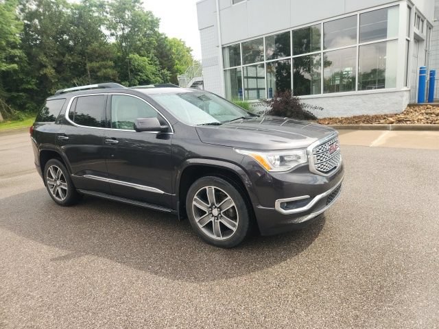 Used 2018 GMC Acadia Denali w/ Technology Package AWD/4WD image 5
