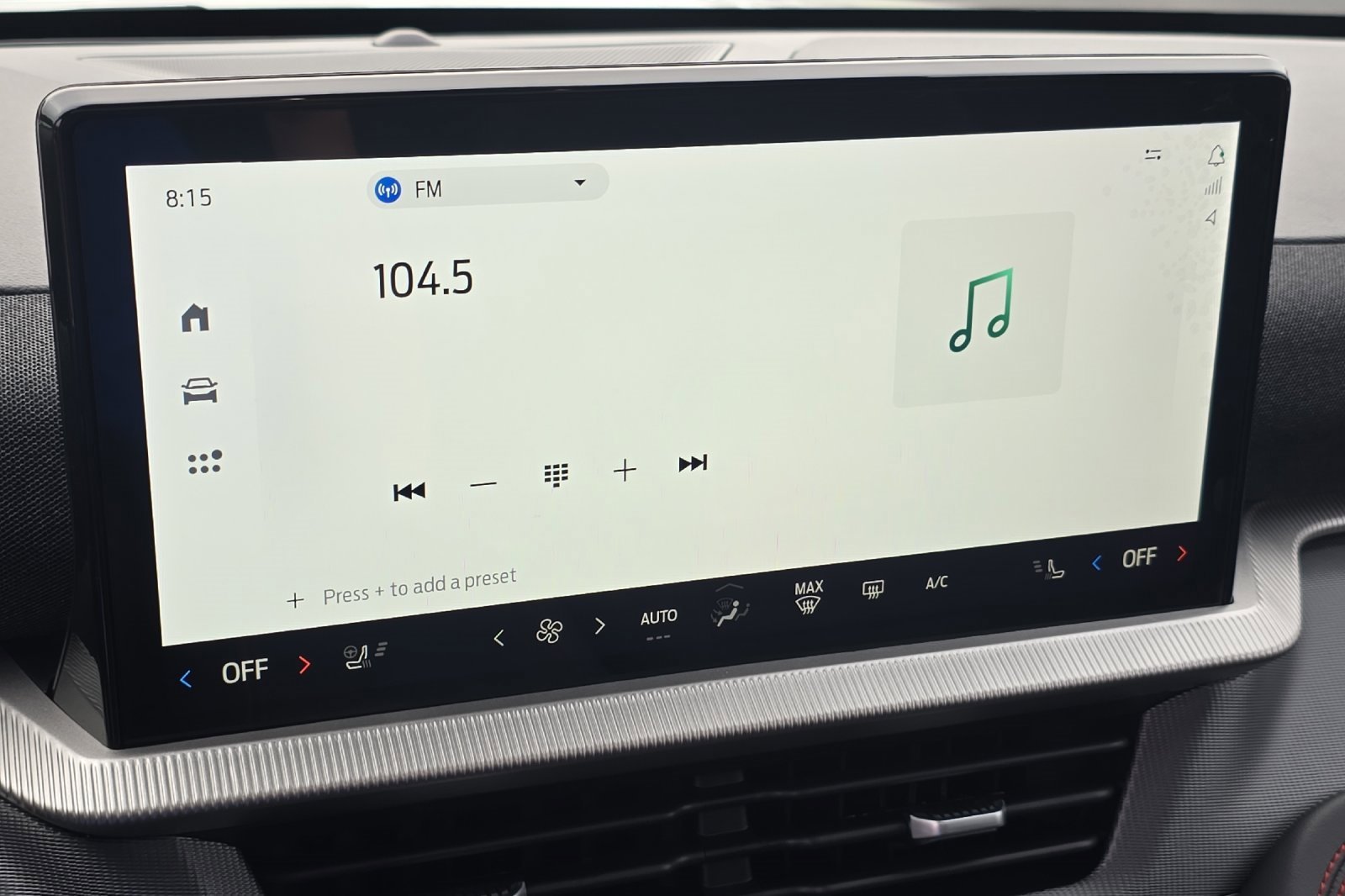 Used 2025 Ford Explorer ST-Line w/ Premium Package image 21