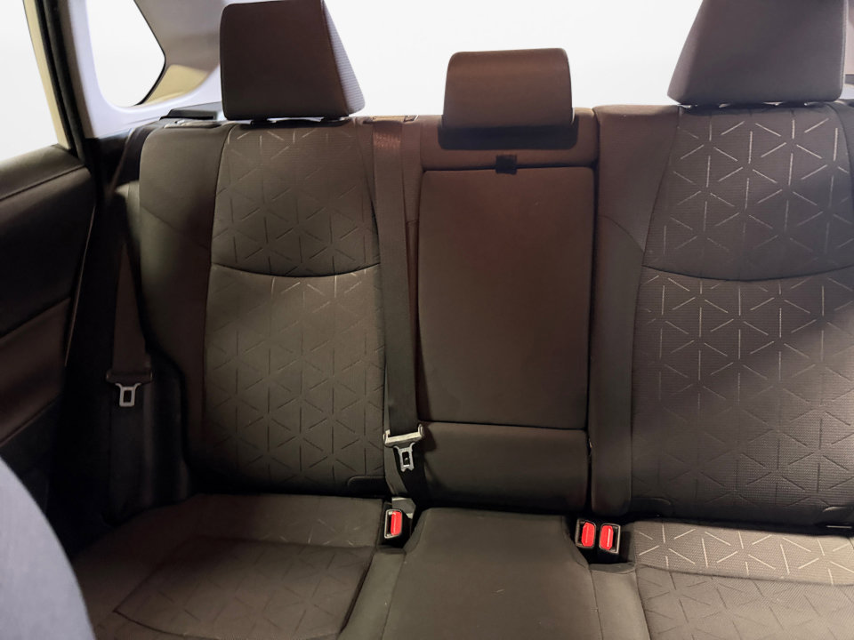 Used 2020 Toyota RAV4 XLE w/ All Weather Liner Package AWD/4WD image 15