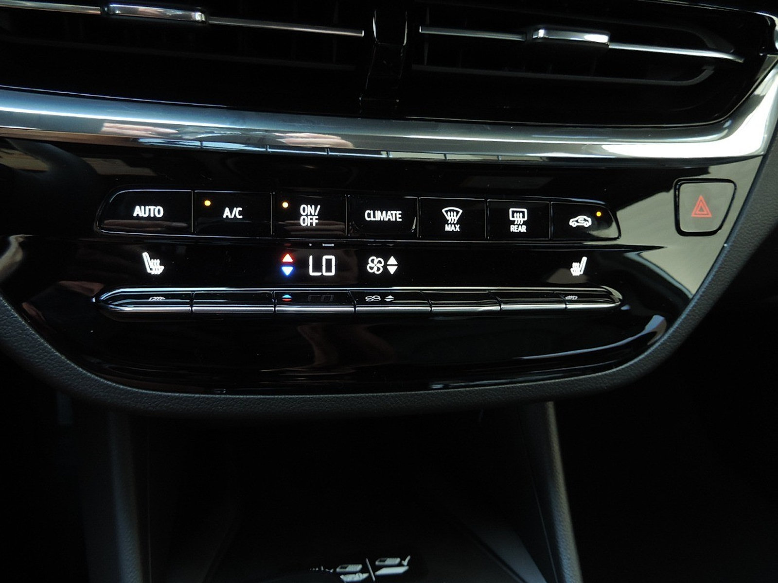 New 2026 Buick Envista Avenir FWD image 19