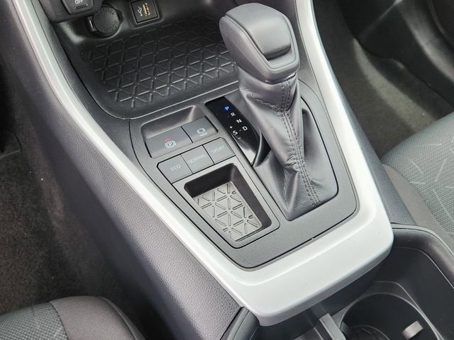 Certified 2024 Toyota RAV4 XLE FWD image 18