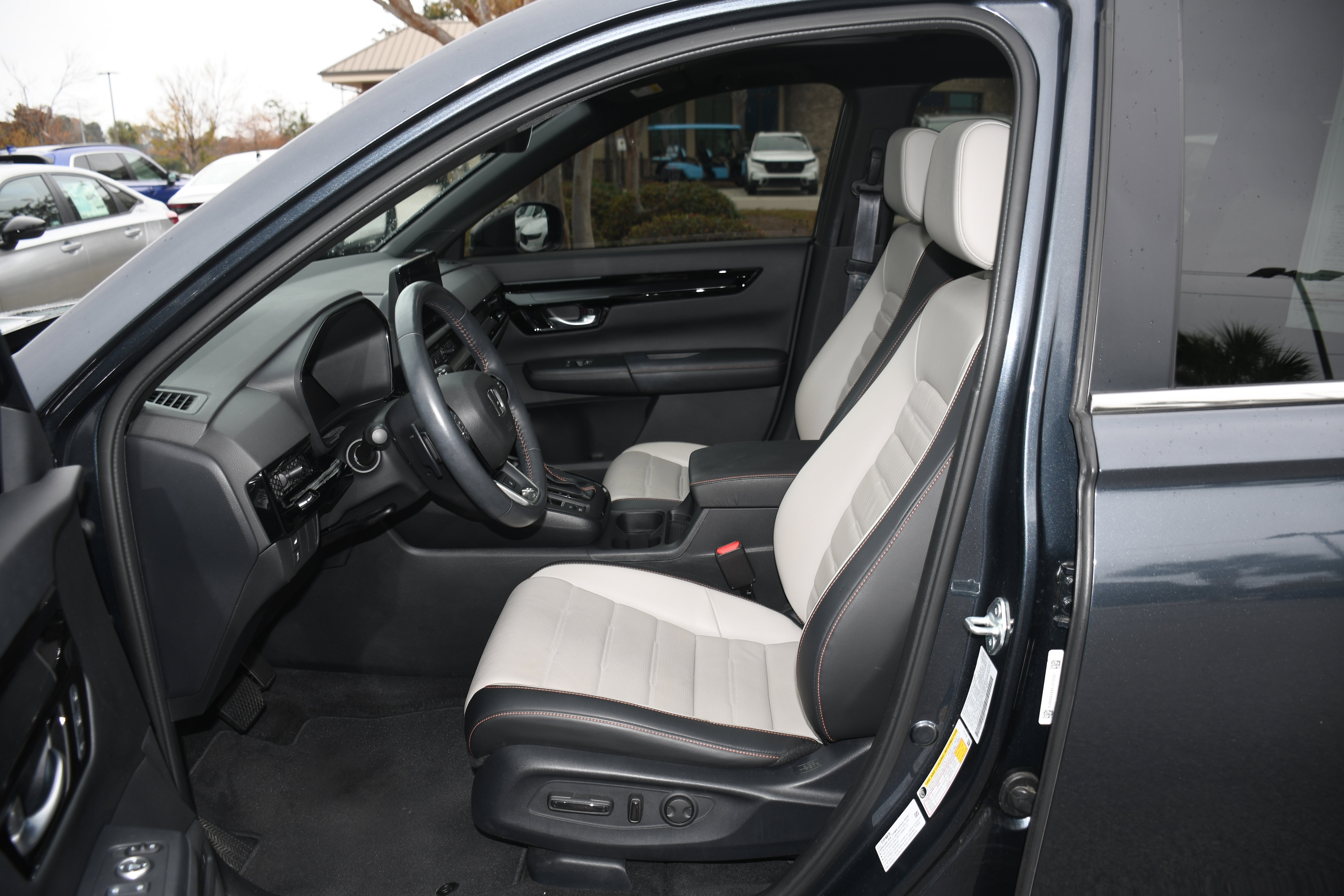 Certified 2023 Honda CR-V Sport Touring image 8