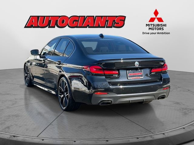 Used 2023 BMW 530e xDrive w/ Executive Package image 4