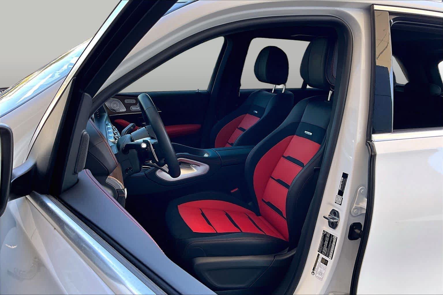 Certified 2025 Mercedes-Benz GLE 53 AMG 4MATIC image 8