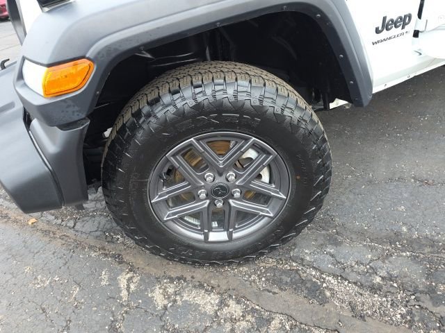 Used 2024 Jeep Wrangler Sport S image 49
