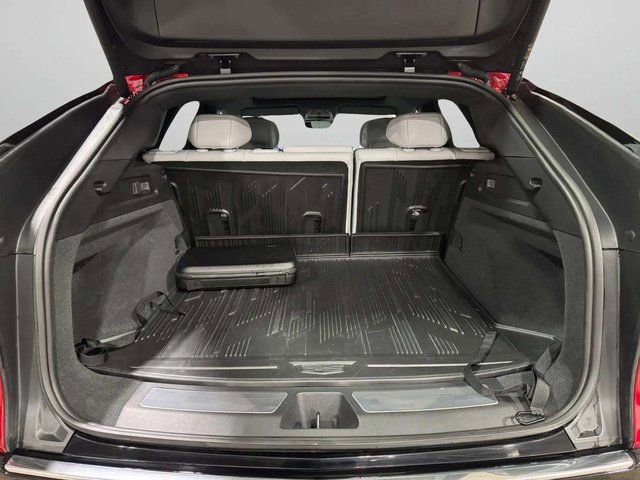 Used 2024 Cadillac Lyriq Luxury w/ LPO, Floor Liner Package image 29