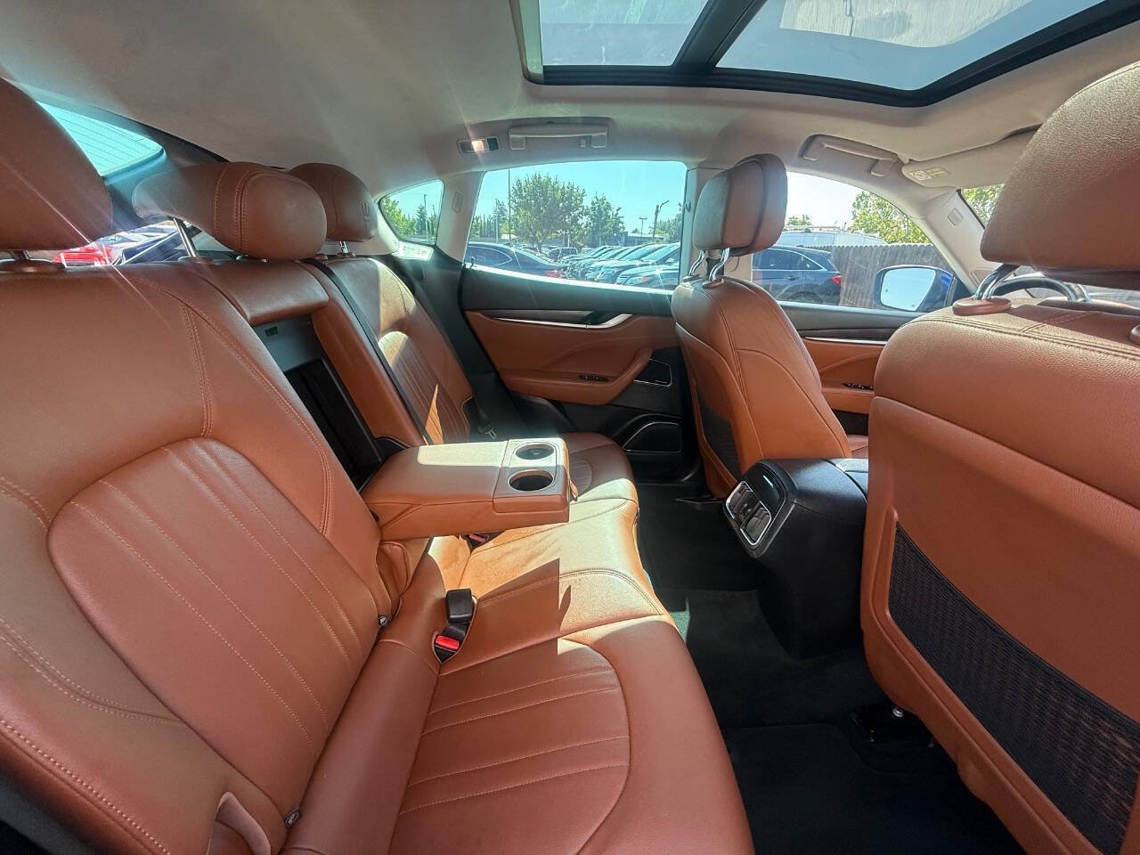Used 2019 Maserati Levante AWD/4WD image 22