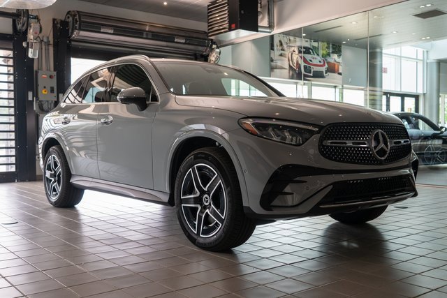 New 2025 Mercedes-Benz GLC 300 4MATIC