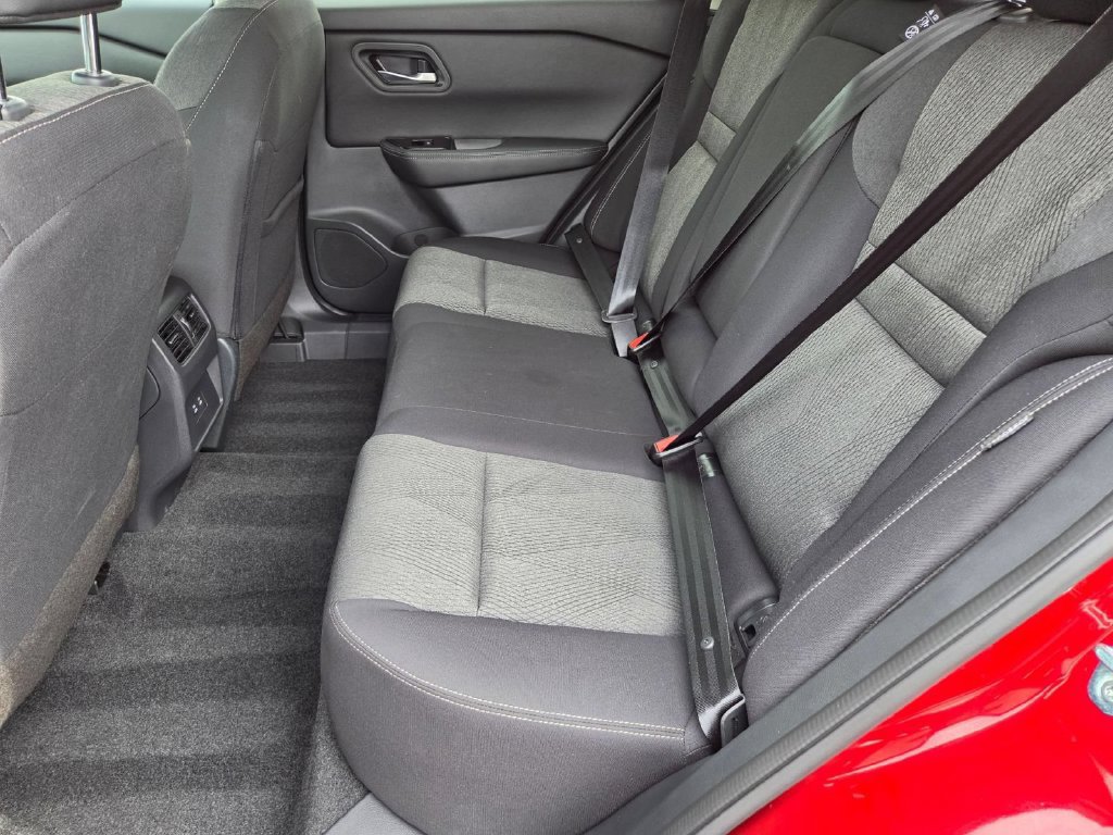 Used 2026 Nissan Rogue SV AWD/4WD image 26