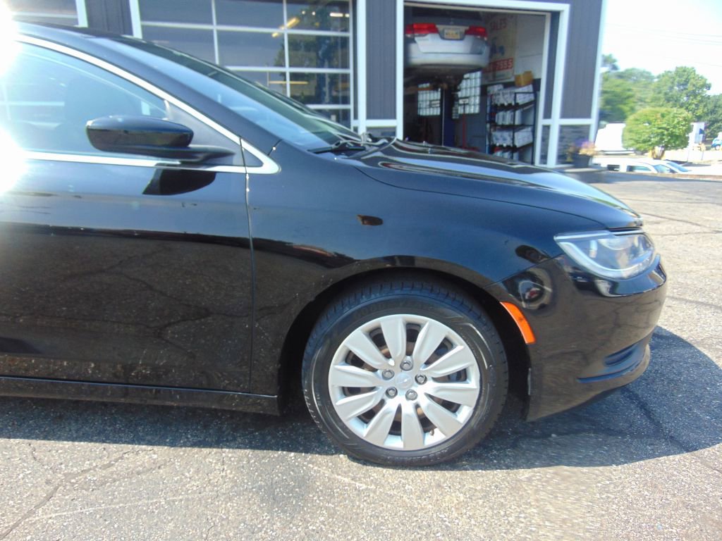 Used 2016 Chrysler 200 LX image 11