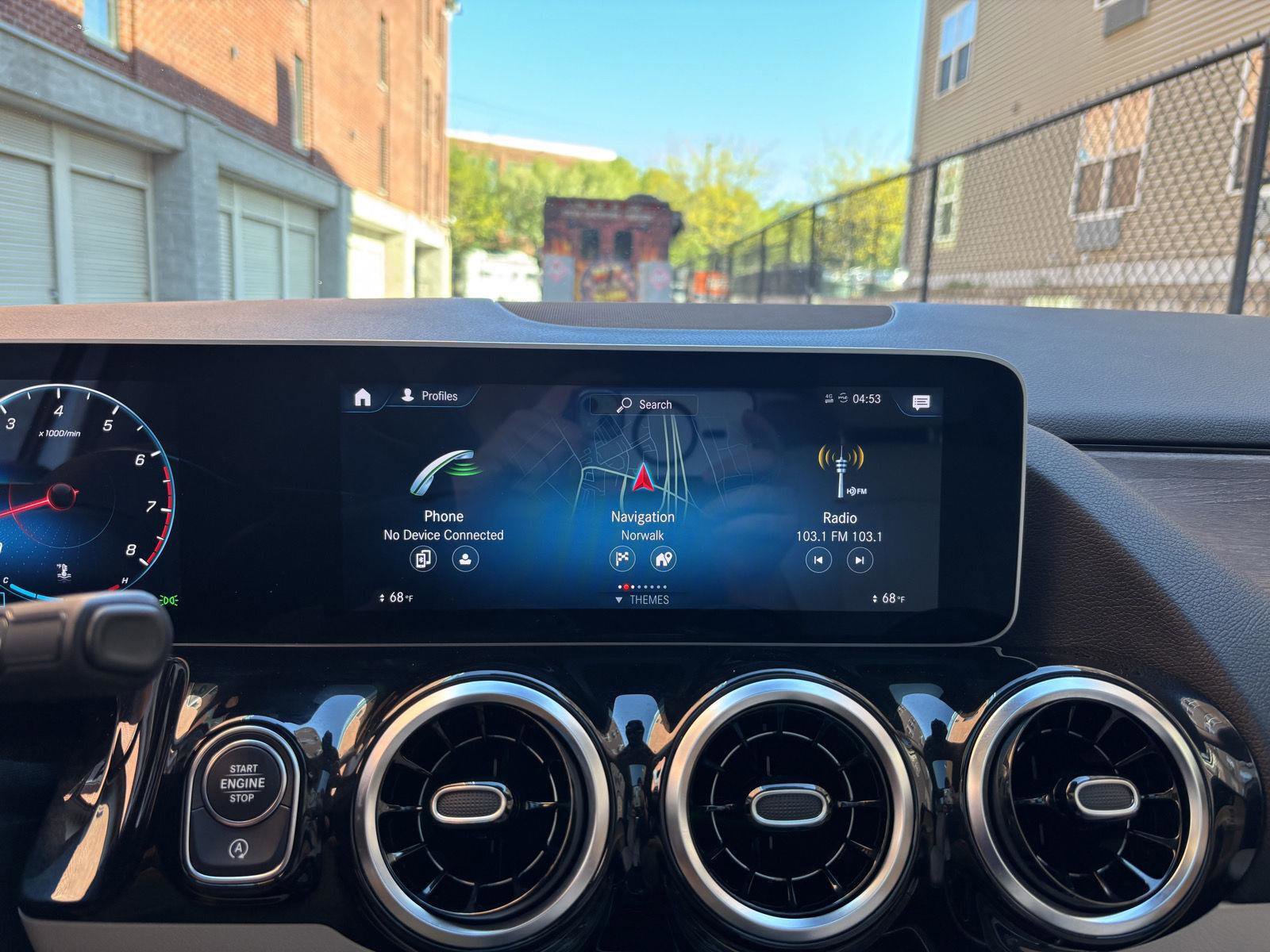 Used 2021 Mercedes-Benz GLA 250 4MATIC image 19