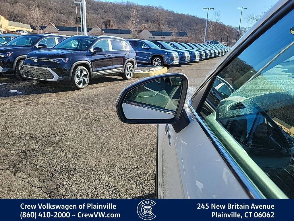 Certified 2023 Volkswagen Taos SE image 26