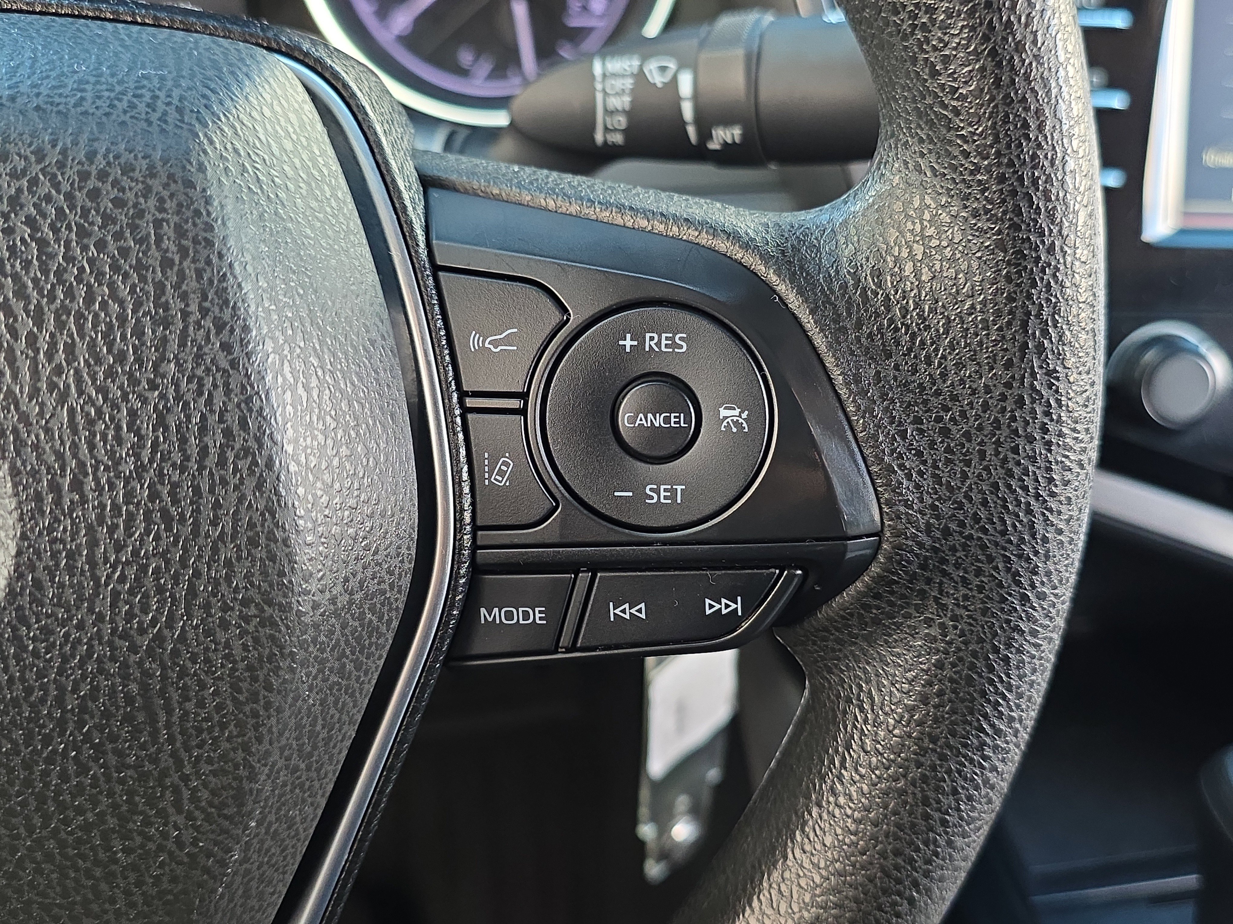 Used 2019 Toyota Camry LE image 14