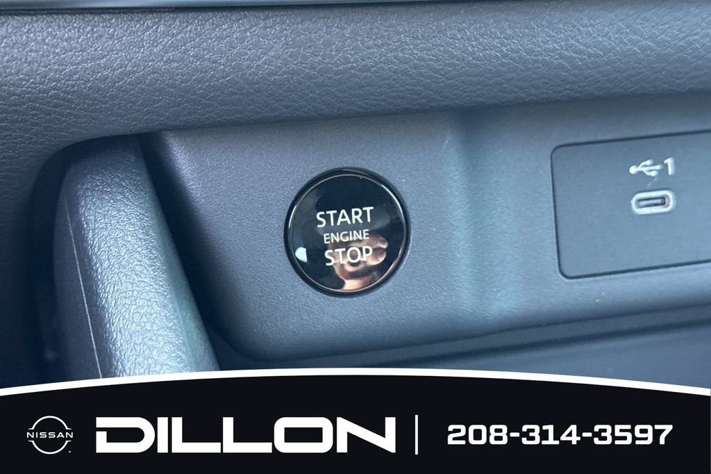 New 2026 Nissan Rogue SV w/ Cold Weather Package AWD/4WD image 24