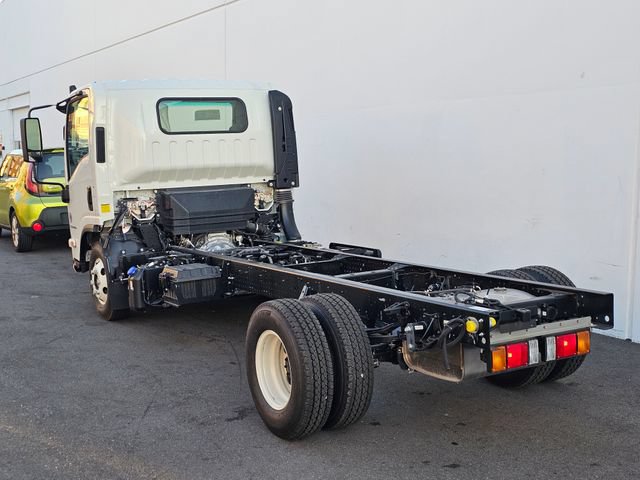 New 2025 Chevrolet Low Cab Forward 4500 XD RWD image 2