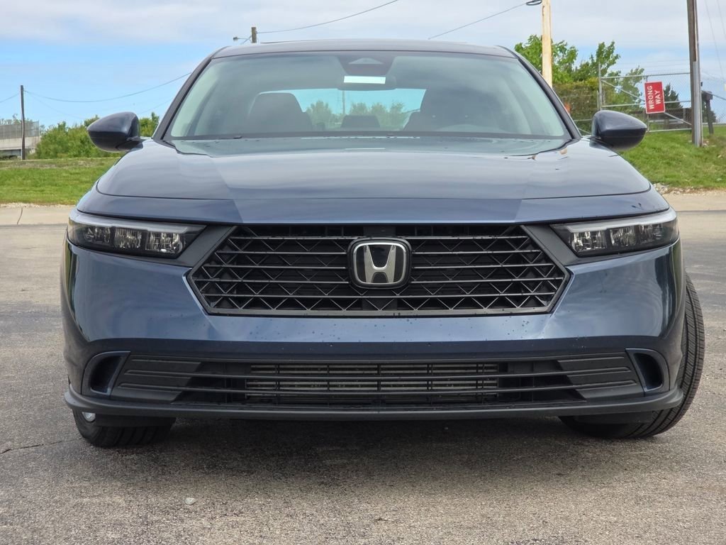 Used 2024 Honda Accord EX image 3