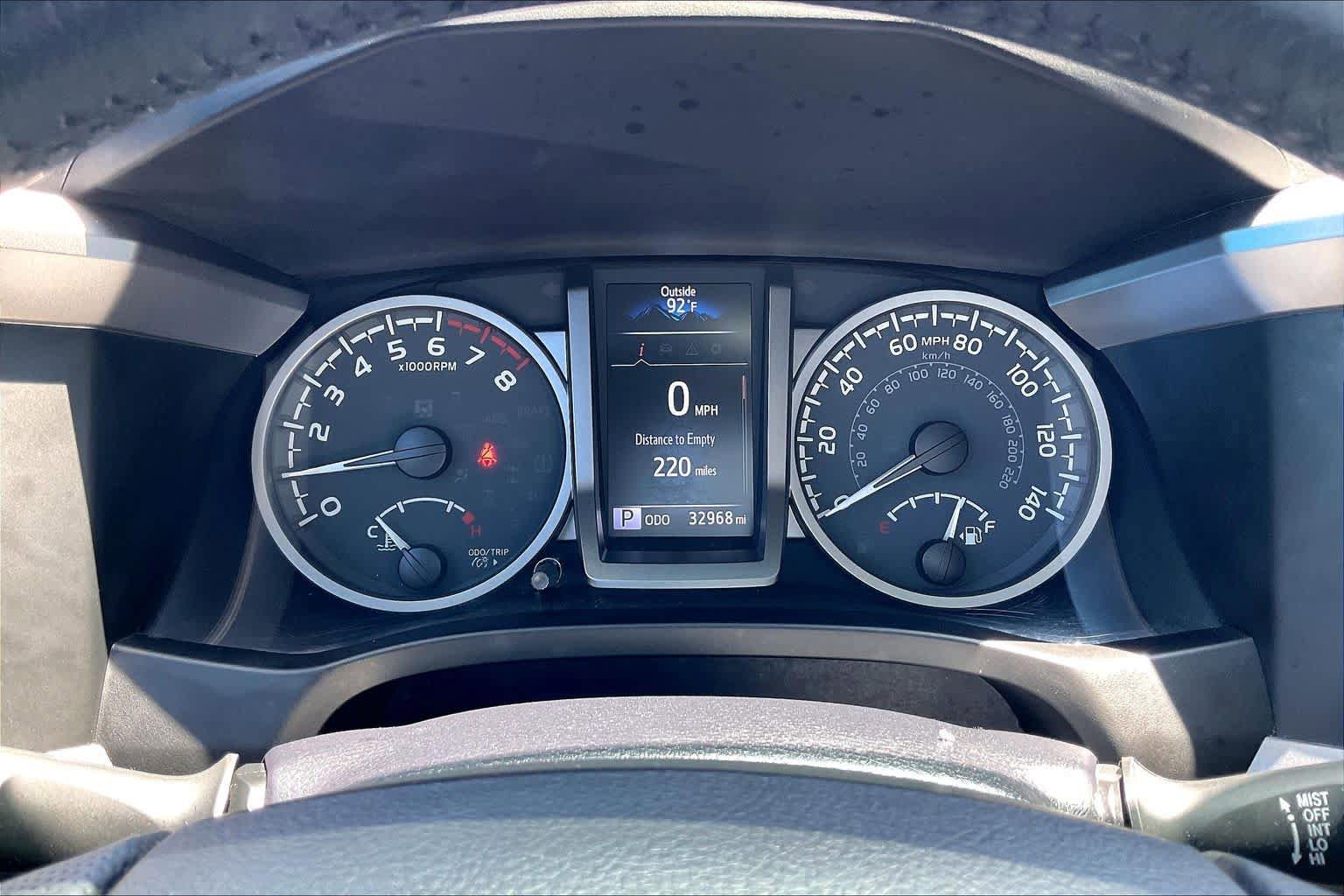 Used 2021 Toyota Tacoma SR5 RWD image 20