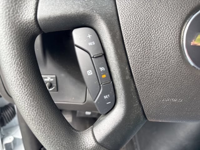Used 2025 Chevrolet Express 3500 w/ Power Convenience Package RWD image 16