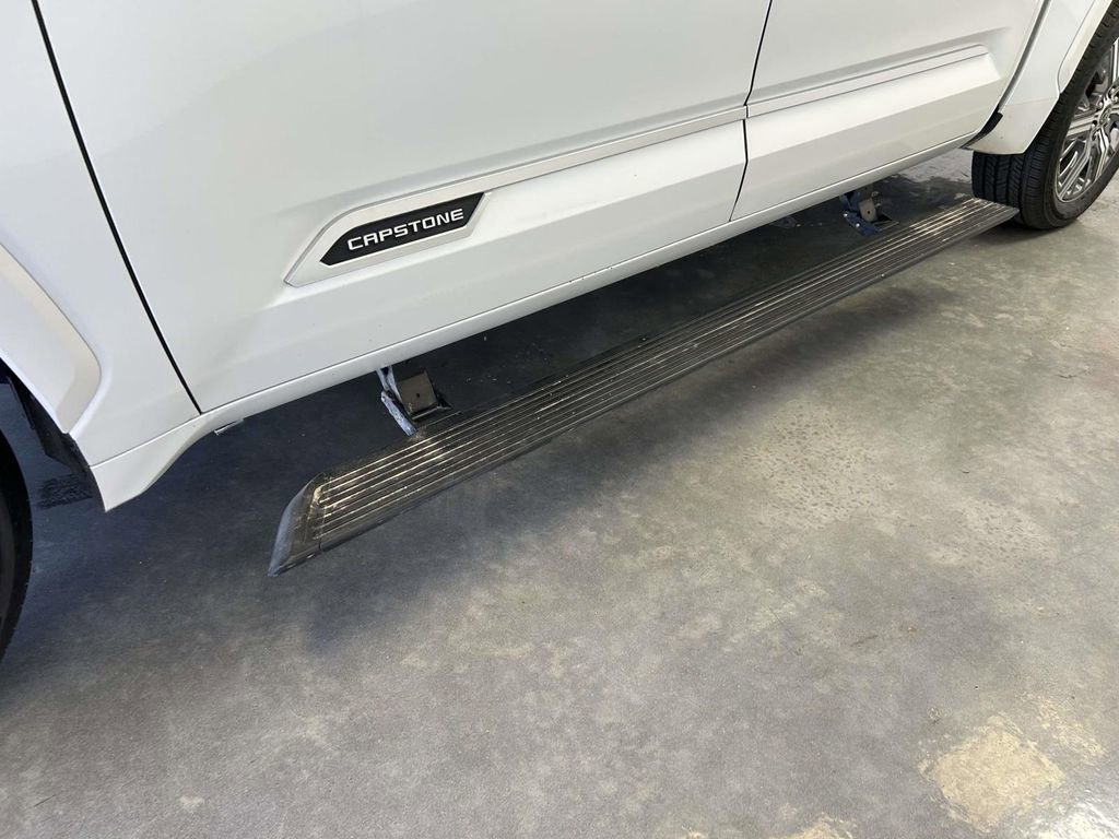 Used 2023 Toyota Tundra Capstone AWD/4WD image 11
