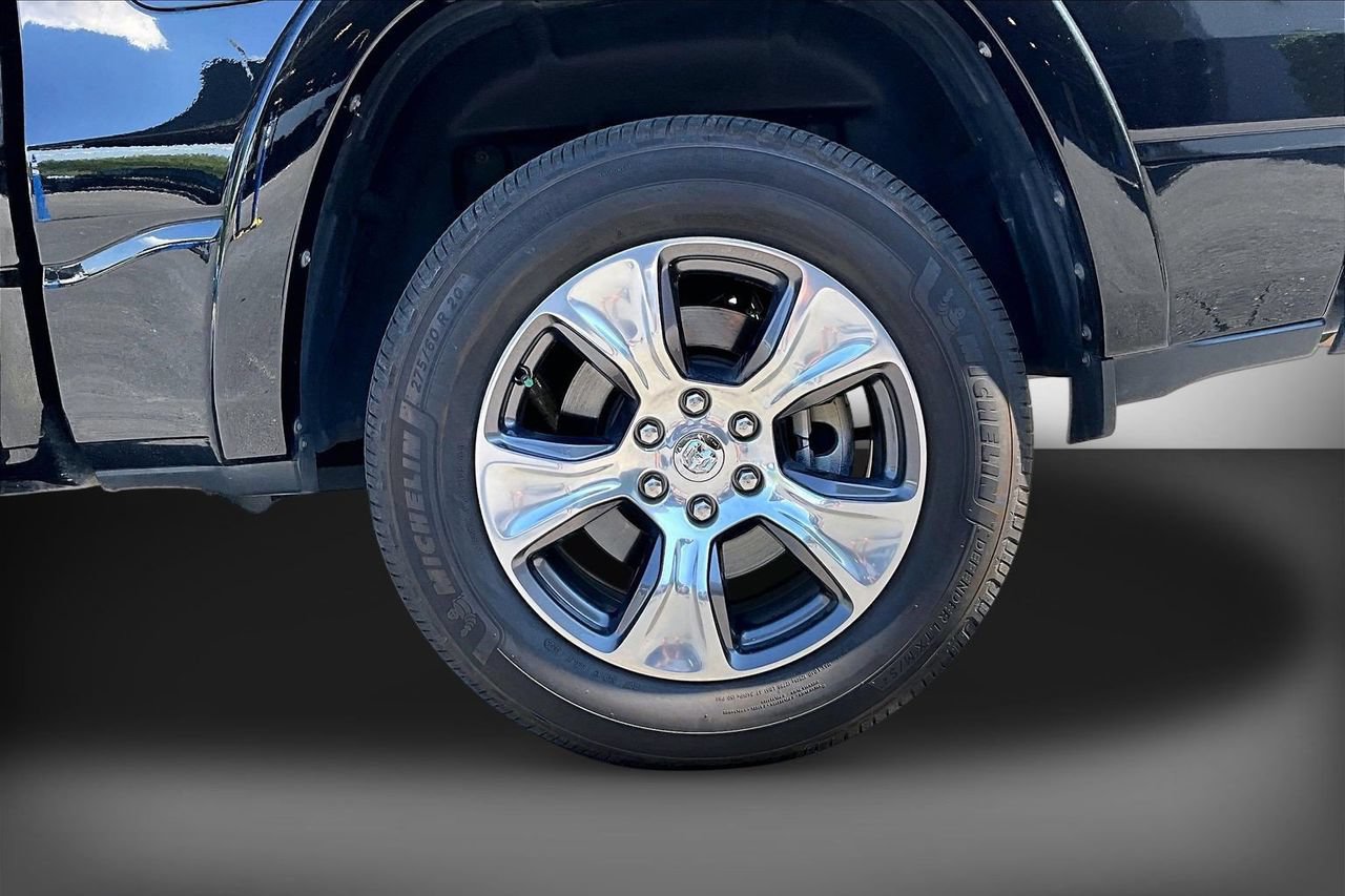 Used 2022 RAM 1500 Laramie AWD/4WD image 33