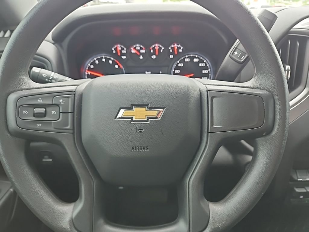 Used 2025 Chevrolet Silverado 2500 Custom w/ Custom Value Package AWD/4WD image 19