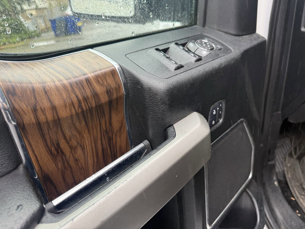 Used 2018 Ford F150 Lariat image 23