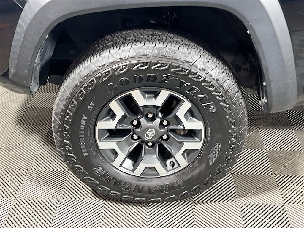 Certified 2021 Toyota Tacoma TRD Off-Road w/ TRD Premium Off Road Package image 28