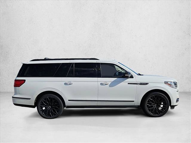 Used 2021 Lincoln Navigator L Black Label w/ Cargo Convenience Package AWD/4WD image 4