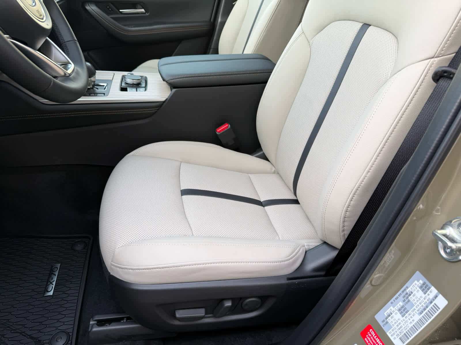 New 2026 MAZDA CX-70 3.3 Turbo w/ Preferred Package image 4