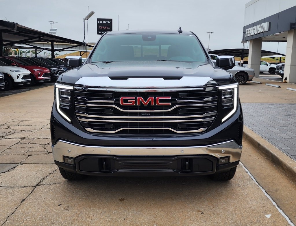 New 2026 GMC Sierra 1500 SLT w/ SLT Premium Plus Package image 9