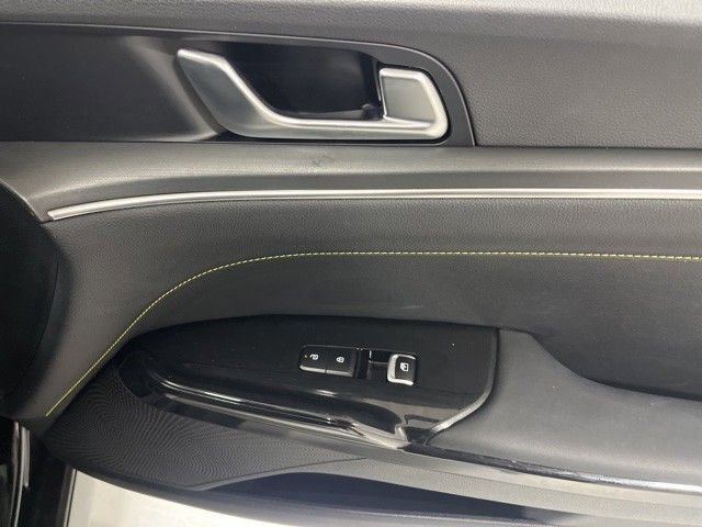 Used 2025 Kia K5 GT image 23