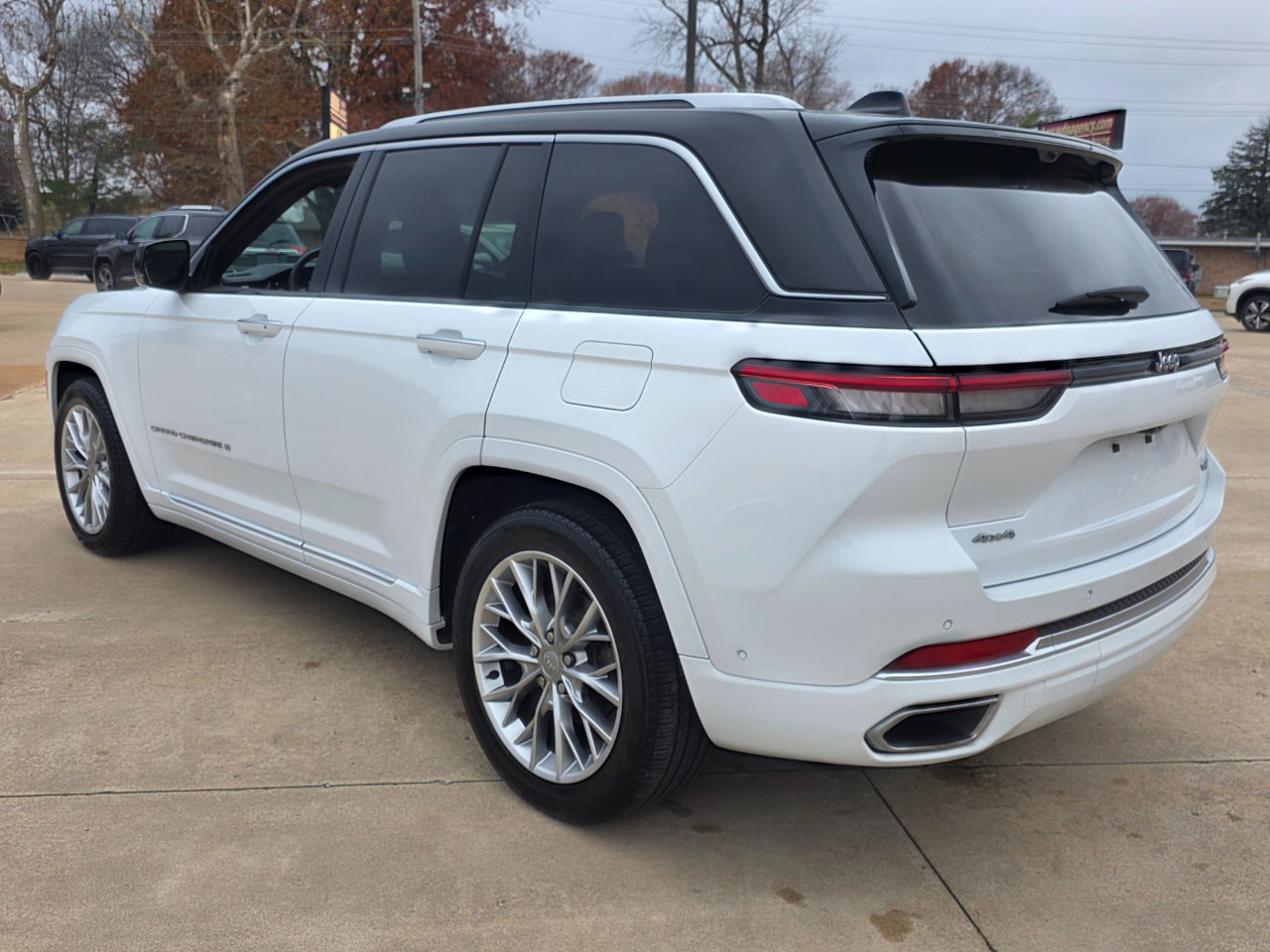 Used 2022 Jeep Grand Cherokee Summit w/ Adv Protech Group IV image 18