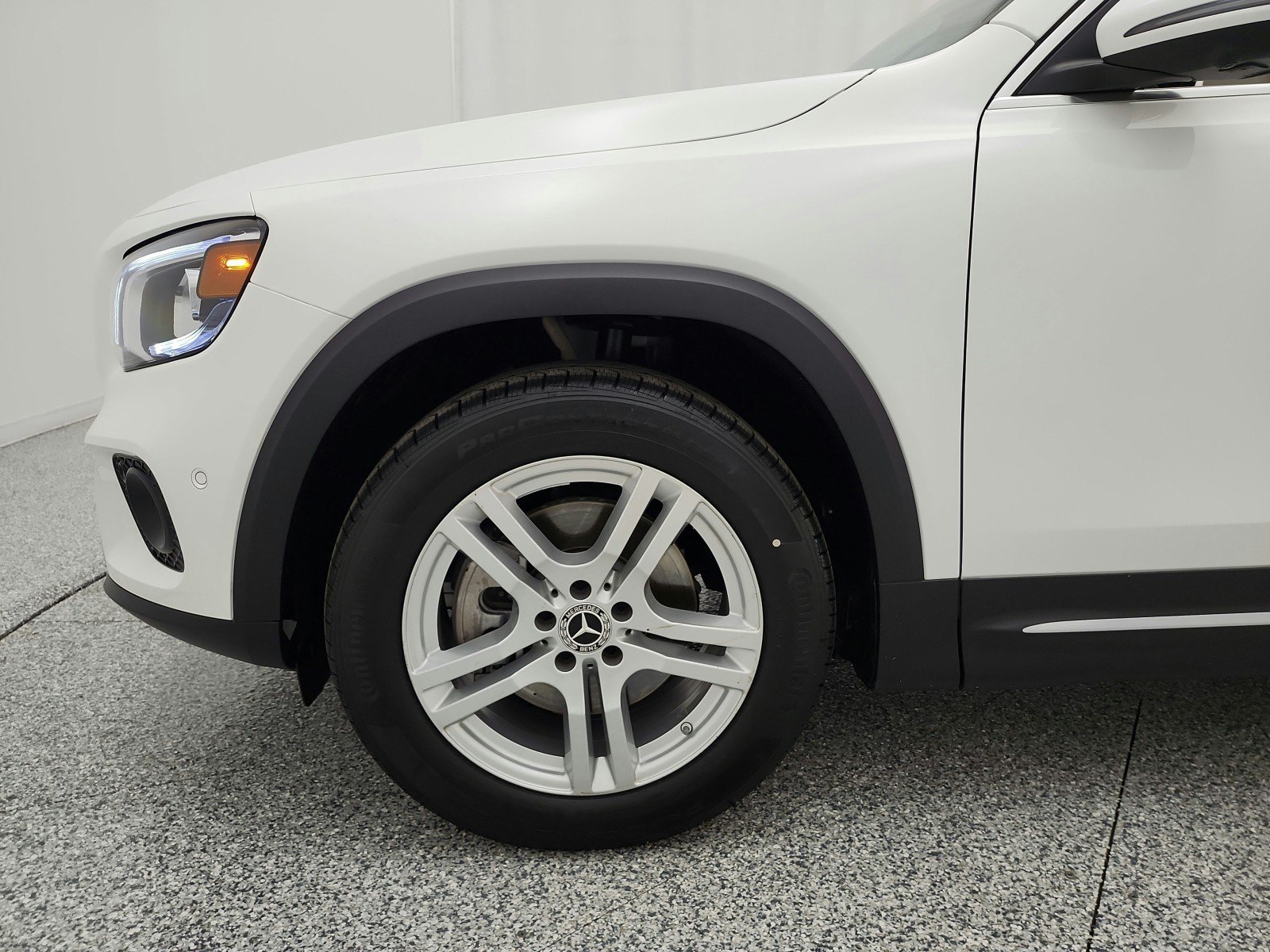Used 2023 Mercedes-Benz GLB 250 image 17