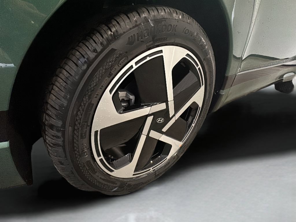 New 2026 Hyundai Ioniq 9 Calligraphy image 4