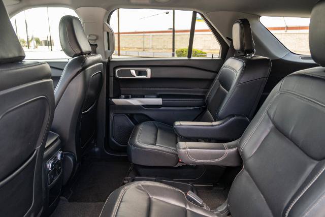 Certified 2020 Ford Explorer XLT w/ Equipment Group 202A RWD image 15