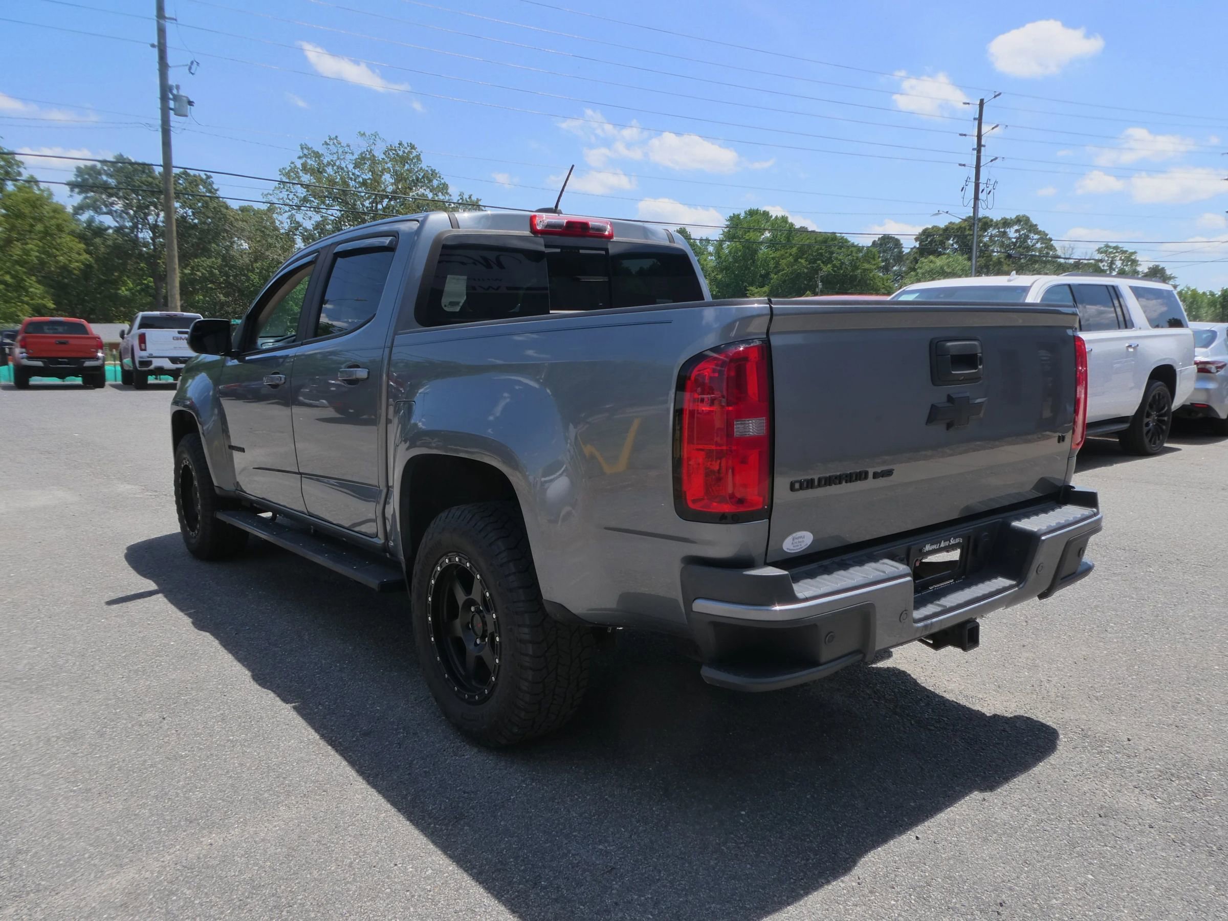 Used 2019 Chevrolet Colorado LT w/ LT Convenience Package AWD/4WD image 8