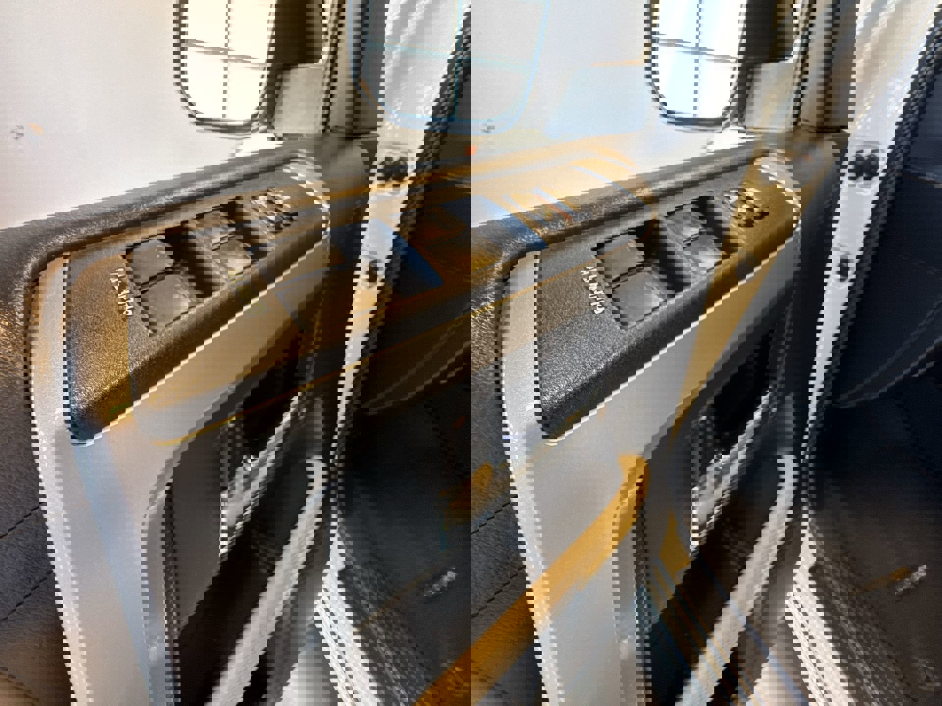 Used 2019 Toyota 4Runner Limited image 13