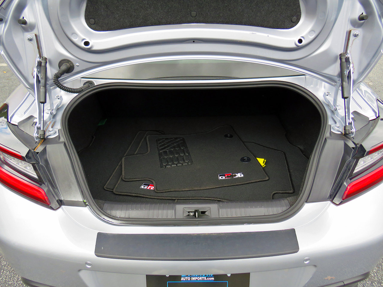 Used 2024 Toyota GR86 Premium image 15