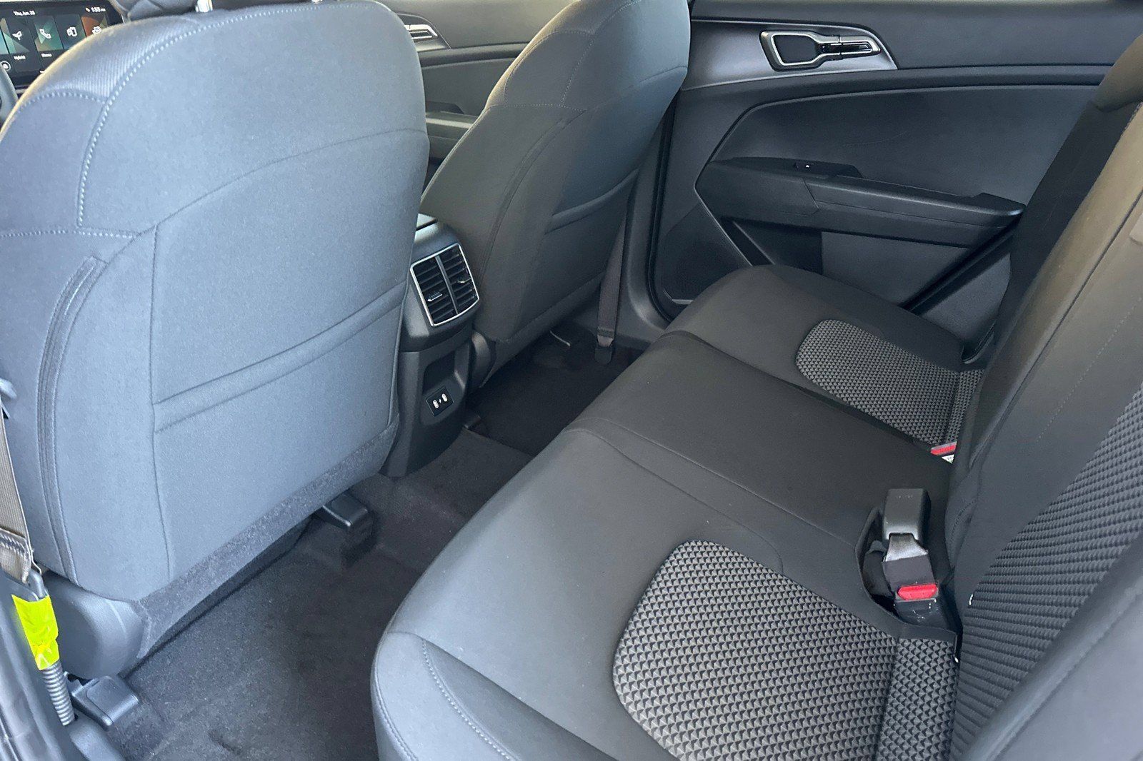 New 2026 Kia Sportage LX FWD image 12