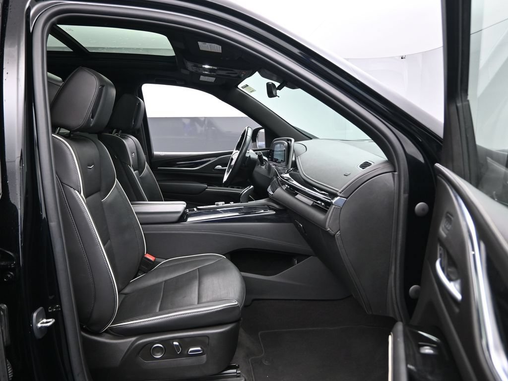 Used 2023 Cadillac Escalade Sport AWD/4WD image 31