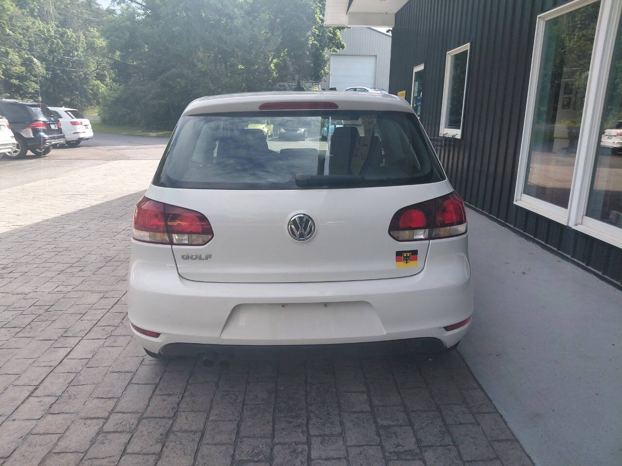 Used 2013 Volkswagen Golf 2-Door FWD image 6