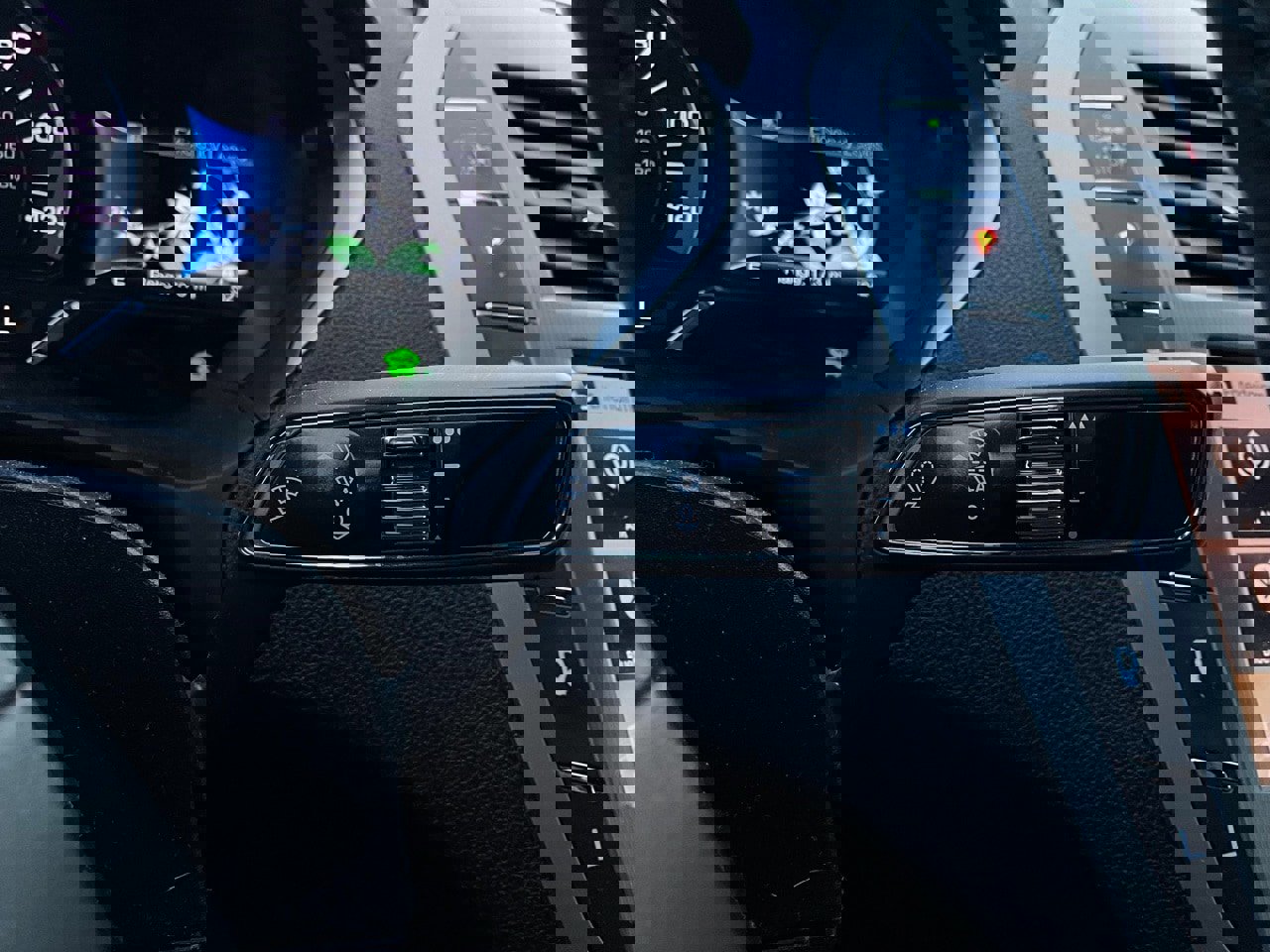 Used 2019 Lincoln MKZ Reserve w/ Luxury Package image 41