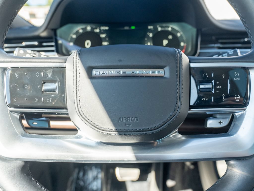 Certified 2026 Land Rover Range Rover SE AWD/4WD image 15