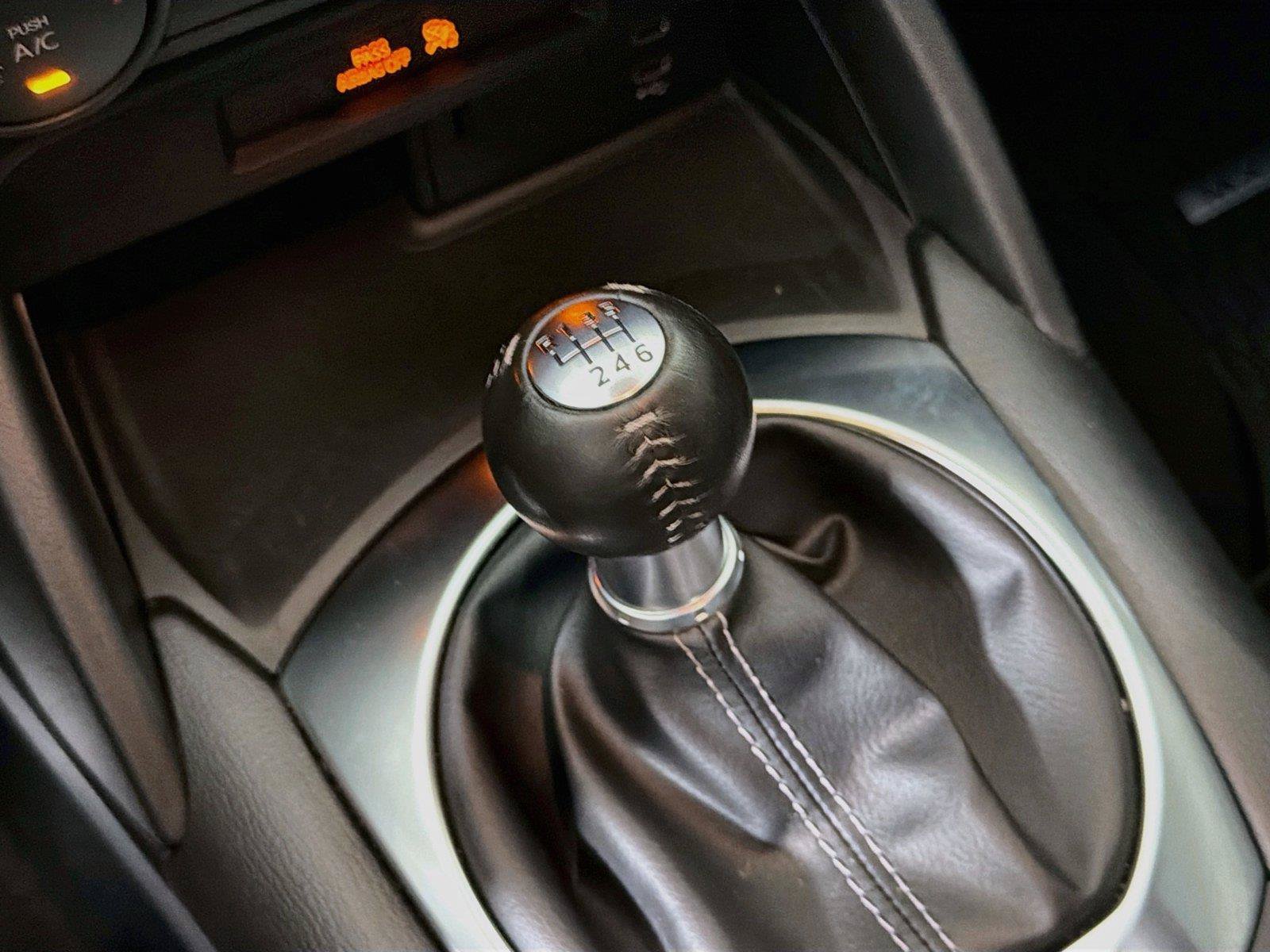 Used 2024 MAZDA MX-5 Miata Sport RWD image 17