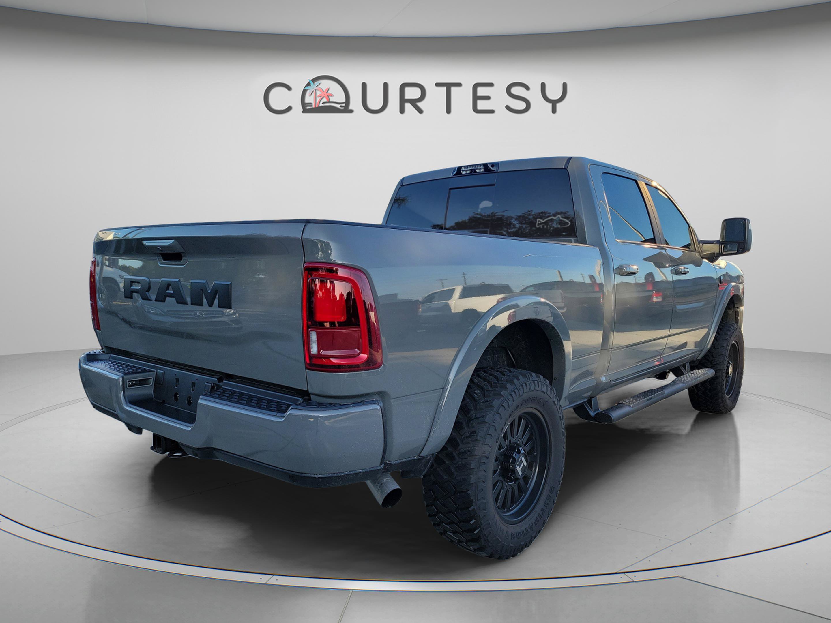 Used 2025 RAM 2500 Laramie w/ Night Edition AWD/4WD image 3