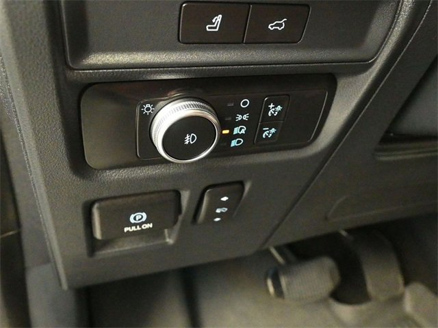 Used 2022 Ford Expedition Limited image 15