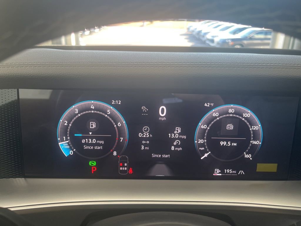 New 2026 Volkswagen Tiguan SE AWD/4WD image 17