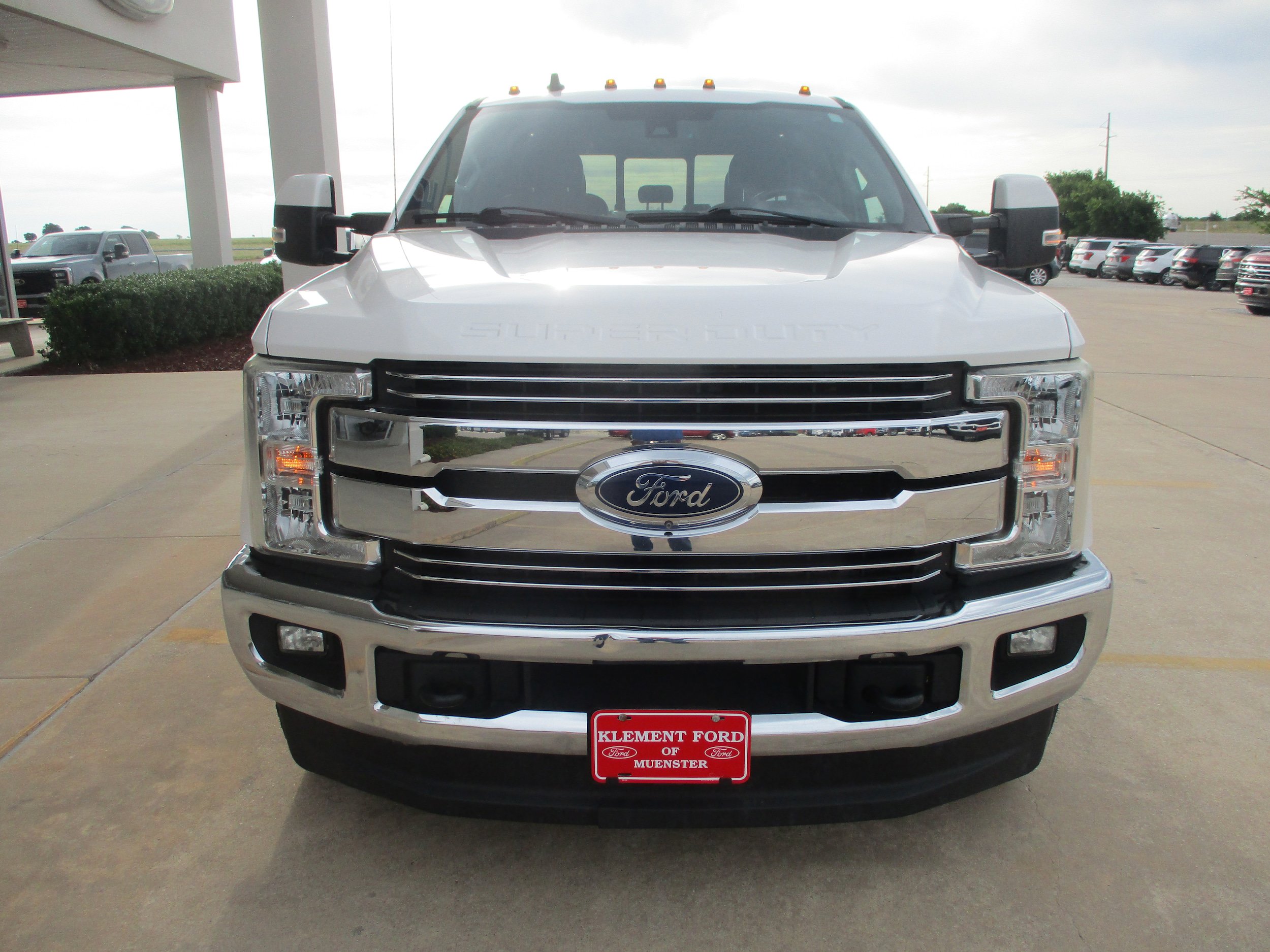 Used 2019 Ford F350 Lariat w/ Lariat Ultimate Package AWD/4WD image 16
