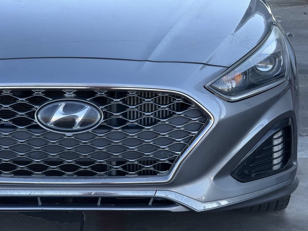 Used 2018 Hyundai Sonata Limited FWD image 8